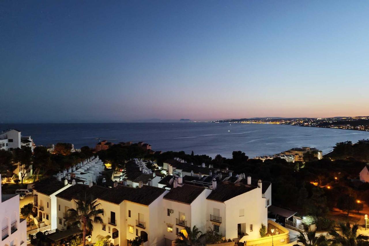 Jabeque Apartment Estepona Bagian luar foto
