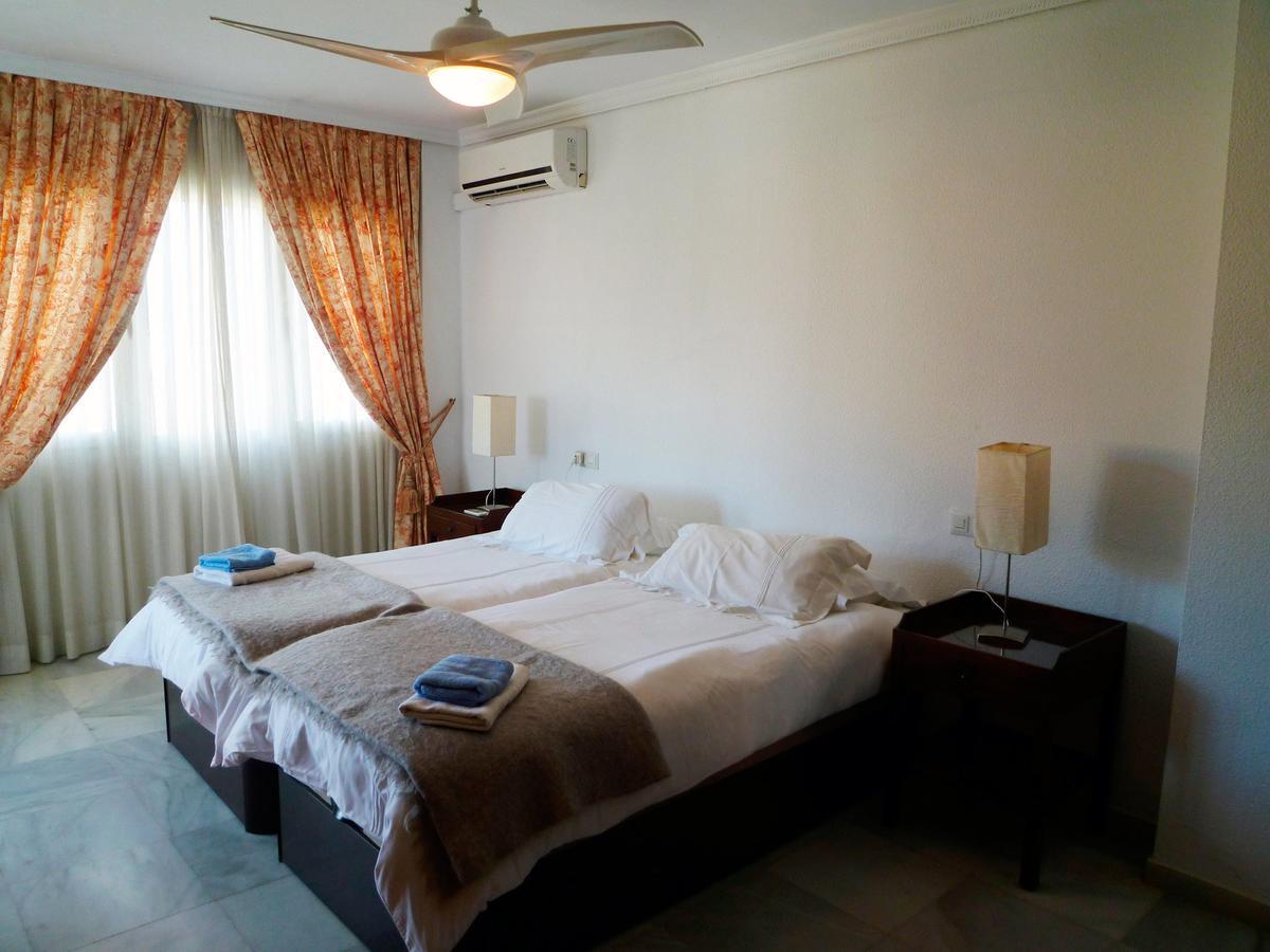 Jabeque Apartment Estepona Bagian luar foto
